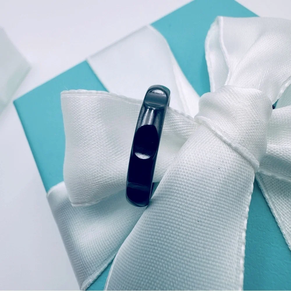 Tiffany & Co. 4 mm Groove Band Ring in Titanium Size 9 with Packaging